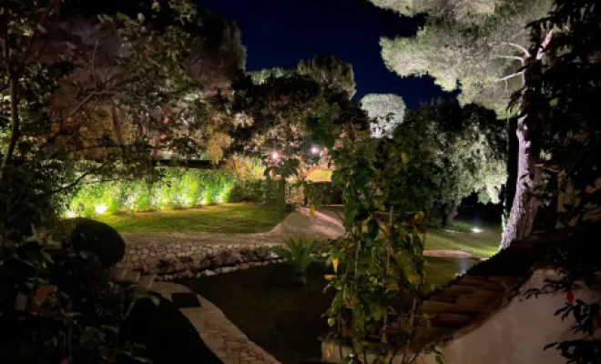 POSE DE SPOTS EXTÉRIEURS 