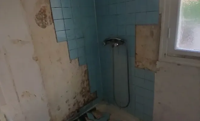 Pose de carrelage dans une salle de bain à Nice, Cagnes-sur-Mer, WK RENOV
